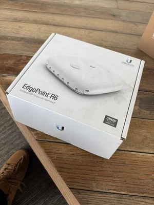 Ubiquiti EdgePoint R6 Outdoor Router EP-R6 - Image 1 of 3