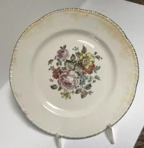 Cunningham & Pickett by Homer Laughlin Stratford 9" Dinner Plate With Gold Trim  - Picture 1 of 5