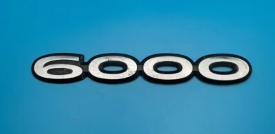 原始设备制造商 1985 - 91 庞蒂亚克 6000 Trunk 徽章徽章文字标志 GM 20345603 复古复古 — 第 1/4 张图片