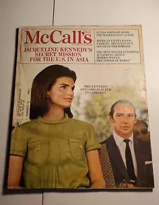 JUNE 1968 vintage MCCALLS womens magazine --- JACKIE KENNEDY - Foto 1 di 2