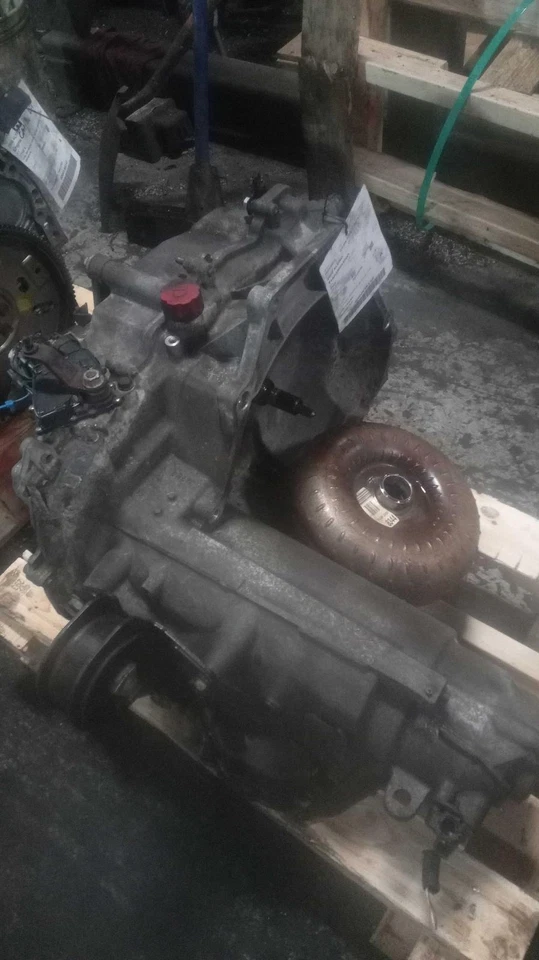 Oldsmobile Alero 2002 conjunto de transmisión automática 3,4 L fabricante de equipos originales 108 k millas Foto 1 de 4