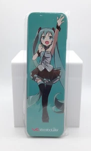 Vocaloid Hatsune Miku 8" Metalldose Federmäppchen Behälter Vocalocluster - Bild 1 von 3
