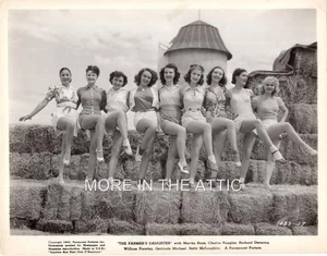 NINE HIGH HEEL HONIES IN THE FARMERS DAUGHTER ORIG VINTAGE PARAMOUNT PORTRAIT - Bild 1 von 1
