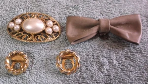 Vintage Lot Of 4 Single Shoe Clips - Picture 1 of 2