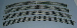HORNBY OO GAUGE 4 PIECES OF DOUBLE CURVED TRACK (505mm RAD.) SERIES 6 R609 - Picture 1 of 1