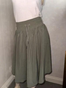 Lululemon Everyday Sage Green Ruched Drawstring Waist Lightweight Skirt 6 - Picture 1 of 7