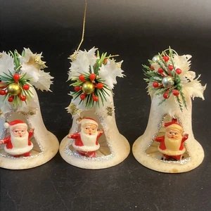 Lotto 3 Vintage Babbo Natale Floccato Diorama Campana Feltro Rosso Ornamenti Natalizi Giappone - Foto 1 di 8