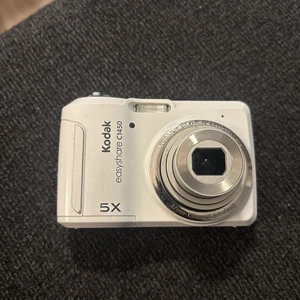 Kodak EasyShare C1450 5X Zoom Digital Camera — White — TESTED & WORKING - Picture 1 of 8