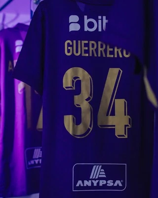 Camiseta Camiseta Alianza Lima Fútbol Morada 2025 Nike Perú - #34 GUERRERO Foto 1 de 4