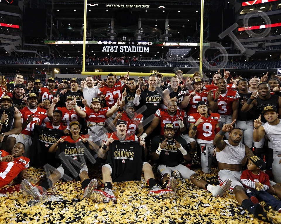 2014-2015 OHIO STATE BUCKEYES NATIONAL CHAMPIONS CFP 8 X 10 TEAM PHOTO - Image 1 of 1