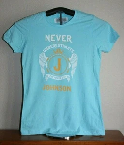 NEVER UNDERSCHIMATE THE POWER OF A JOHNSON - Damen Large in blau - Bild 1 von 5