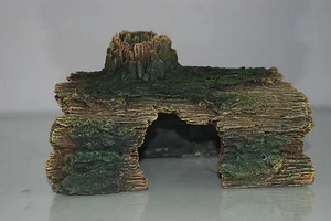 Aquarium Detailed Ornamental Hollow Log Suitable for All  Aquariums 16x11x10cms - Picture 1 of 4