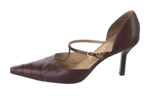 Vintage CHANEL Leather Pointed Toe Pumps 38. 5 7.5 US Burgundy Gold Buckle - Picture 1 of 14