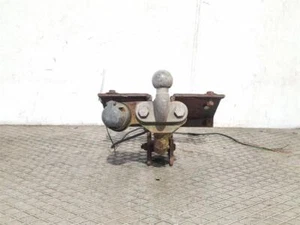 04-12 MK2 VOLVO V50 TOW BAR +FIXINGS 5 DOOR ESTATE - Picture 1 of 13
