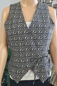 Gap Women’s Black/Silver Print Sleeveless Vest Top – Size Med Abstract Business - Picture 1 of 4