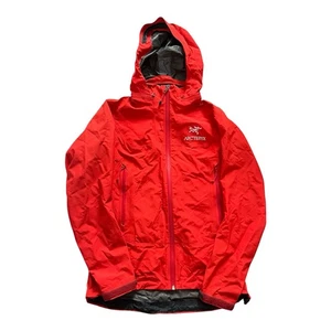 Arc'teryx Beta LT Jacket Size XS Womens Red Gore-Tex Paclite Shell - Picture 1 of 11