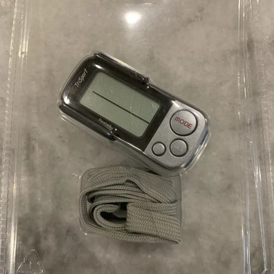 3D TriSport 3D Pedometer By Realalt New (package damaged) - Image 1 of 3