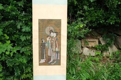 0218 Pergamino de seda chino: bellezas leyendo un libro Foto 1 de 4