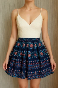 NWT Urban Girl Lace Floral White Blue Spaghetti Strap Women Dress Size Medium - Picture 1 of 12