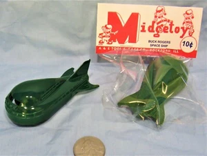 Buck Rogers Spaceship ~ 1954 Die Cast by Midgetoy ~ Rubber Wheels ~ Space Green - Picture 1 of 3