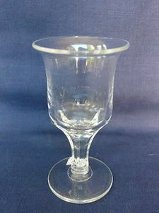 TRES BEAU VERRE ANCIEN EN CRISTAL réf 5 - Imagen 1 de 3