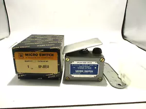 NEW HONEYWELL MICRO OP-AR50 LIMIT SWITCH - Picture 1 of 3