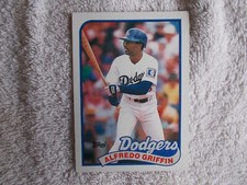 Topps 1989 / MLB "ALFREDO GRIFFIN" #62 Los Angeles Dodgers Trading Card n24