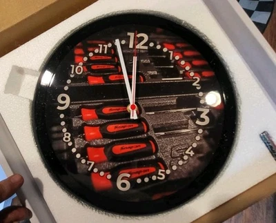Herramientas Snap-On 11" Reloj de Pared Redondo Funciona con Pilas Nuevo Foto 1 de 3