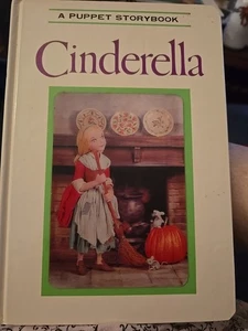 Vintage 1970s 3d Cinderella A Puppet Story Book Grosset & Dunlap Oscar Weigle - Picture 1 of 7