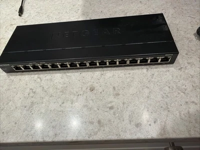 NETGEAR 16-Port 10/100/1000 Mbps Gigabit Unmanaged Switch - W/ Oem Power Supply - Image 1 of 4