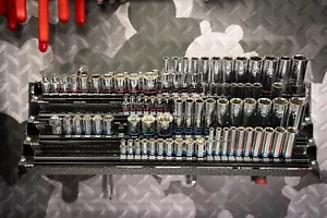 Presa e Cricchetto Organizzatore Attrezzi Espositore Scaffale Rack Garage Negozio Officina - Foto 1 di 4