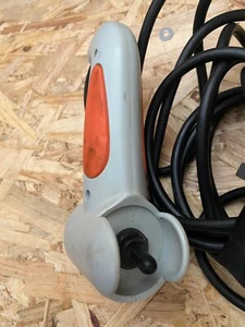 TELECOMANDO STANDARD PER VERRICELLI USATO - Foto 1 di 2