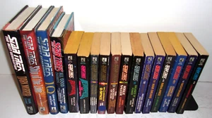 17 Star Trek The Next Generation  Books 4 are hardcovers - Bild 1 von 5