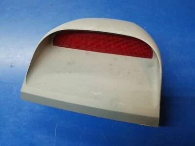 Tercera lámpara de luz de freno gris Mitsubishi Galant 1999-2003 OEM Foto 1 de 4