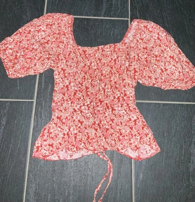 New Look Ladies Size 6 Short  Sleeve Blouse Top - Image 1 of 4