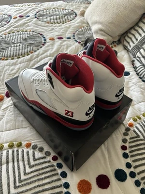 Talla 12 - Air Jordan 5 Retro 2013 Rojo Fuego con Lengua Negra Talla 11 Hombre’s Foto 1 de 4