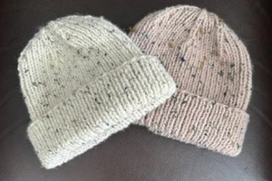FA020 KNITTING PATTERN EASY KNIT RIB HAT IN 9 SIZES NEWBORN TO XL ADULT CHUNKY - Picture 1 of 3