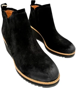 Sofft women's Aqua Sofft Emeree Black Suede Ankle Chelsea Wedge Booties 10 M - Picture 1 of 10