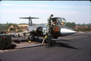 original 35 mm Slide aircraft italian F104S 53-02 mm6729 apr77 - Bild 1 von 1