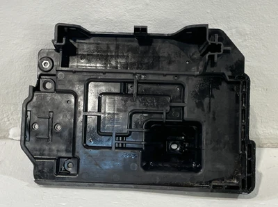 2021 - 2023 HYUNDAI SANTA FE BATTERY TRAY MOUNT SUPPORT BRACKET BLACK # 101960 Foto 1 de 4