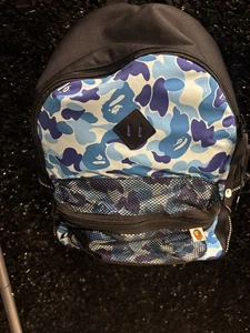 Brandneu BAPE ABC Camo Gummiseil Tagesrucksack blau - Bild 1 von 3