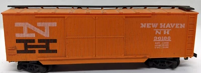 RoCo HO SCALE: NH NEW HAVEN 36100 BoxCar Vintage. ORANGE, AUSTRIA - Image 1 of 4
