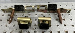 1978 - 1980 Monte Malibu GP Cutlass Regal door glass window guides fuzz brackets - Picture 1 of 2
