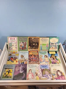 Lot of 15 Vintage 80s Weekly Reader Chapter Books HC Adler Giff Bulla - Picture 1 of 7