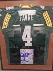 Brett Favre 3-Time signed MVP jersey with picture of signing - Picture 1 of 1