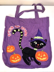 Juego de bolsas de truco o trato de Halloween - diseño púrpura de gato y calabaza naranja con mano - Imagen 1 de 7