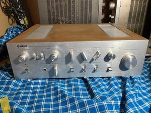 Amplificatore integrato vintage Yamaha CA-1000 Showa epoca Giappone perfettamente funzionante pulito - Foto 1 di 7