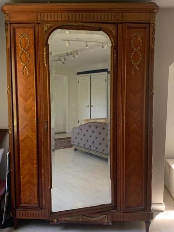 Franch antique bed and Armoiers Cover