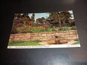 Der Trinkbecher, Kelchbrunnen, GLASTONBURY, Somerset - Bild 1 von 2