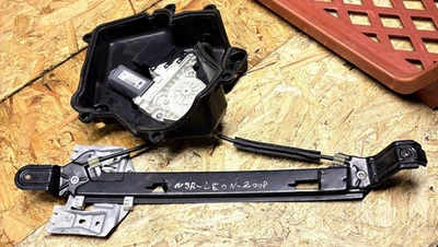 2008 SEAT LEON NSR PASSENGER REAR WINDOW REGULATOR 1P0867443A 1P0839401A - Image 1 of 4